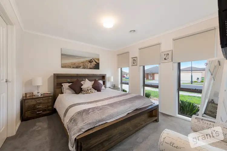 Fourth view of Homely unit listing, 51 Sandalwood Drive, Pakenham VIC 3810