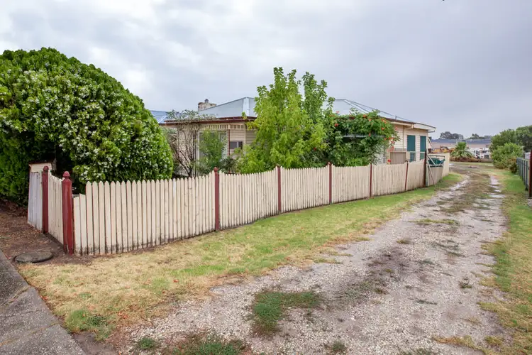18 Lawrence Street, Wodonga VIC 3690