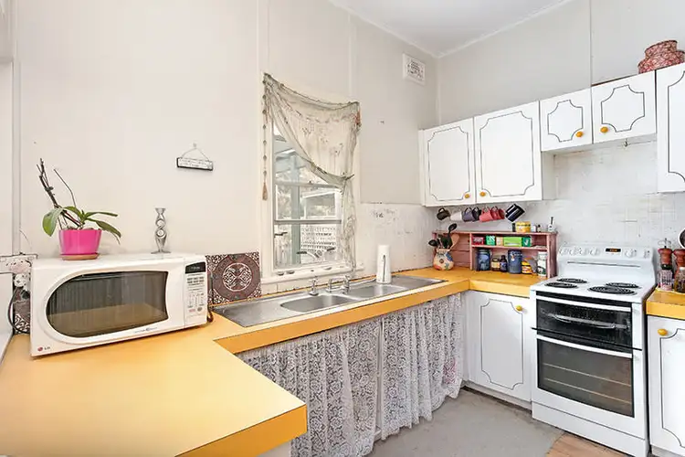 Fifth view of Homely house listing, 31 SURFERS PARADE, Freshwater NSW 2096