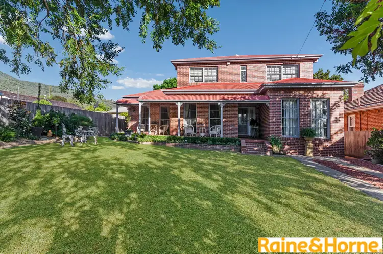 33 Roderick Street, Tamworth NSW 2340