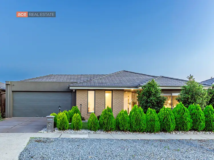 7 Bush Street, Manor Lakes VIC 3024