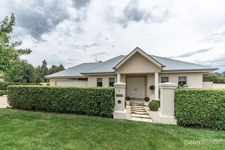 7 Brooklands Drive, Orange NSW 2800