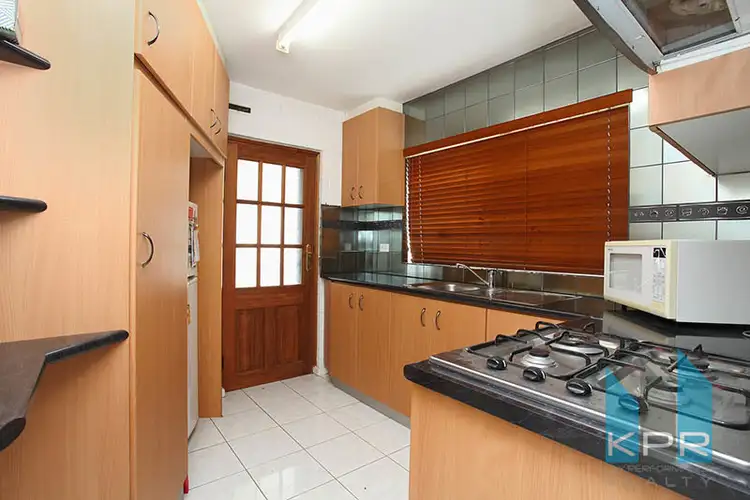 1/851 Canning Highway, Applecross WA 6153