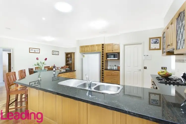 Fourth view of Homely house listing, 4 Hammersmith Court, Sunbury VIC 3429