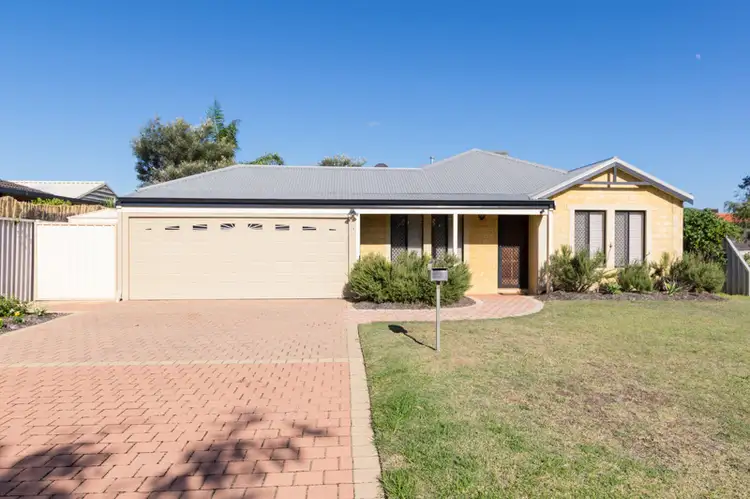 17 Gentle Circle, South Guildford WA 6055