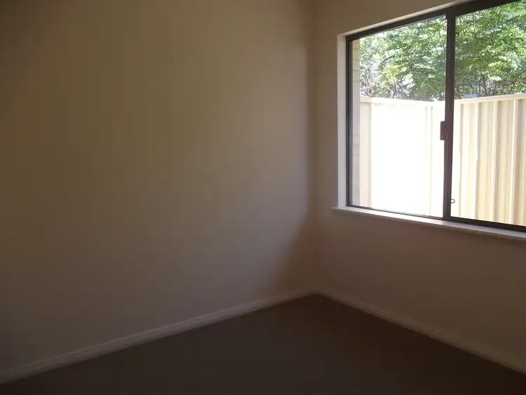 Fifth view of Homely unit listing, 2/50 Hooley Road, Midland WA 6056