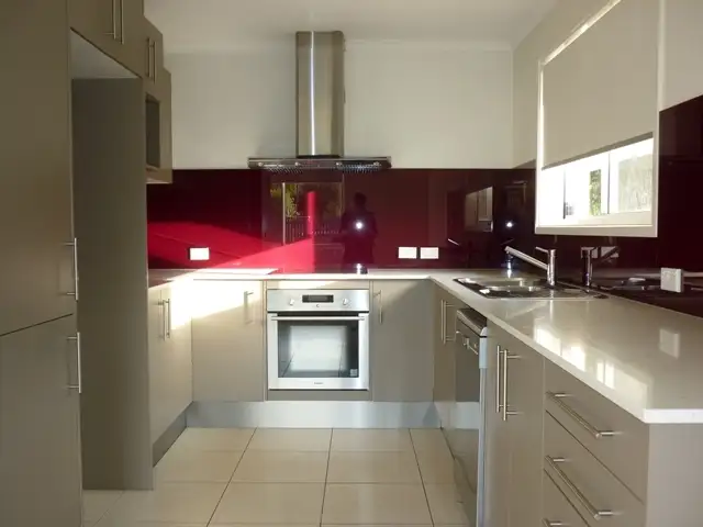 272 Government Road, Labrador QLD 4215