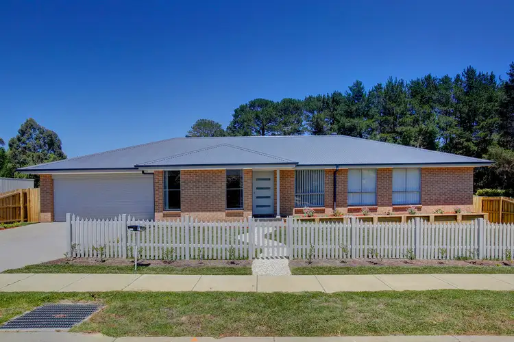 7 Yarrawa Street, Moss Vale NSW 2577