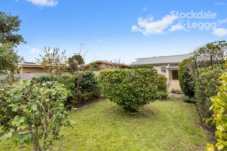 177 Ninth Avenue, Rosebud VIC 3939