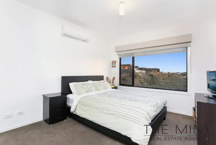 Third view of Homely house listing, 11 Mainridge Vista, Keilor East VIC 3033