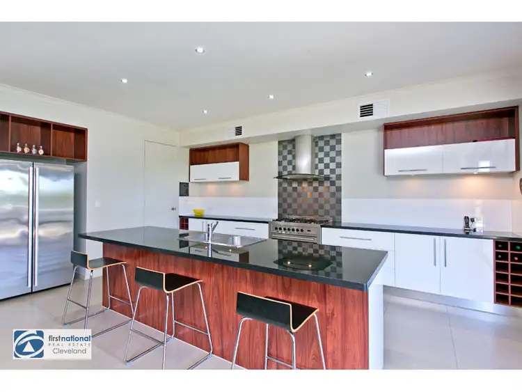 Second view of Homely house listing, 4 Bay Crest Place, Thornlands QLD 4164