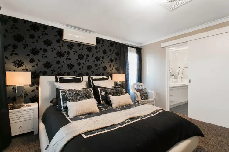 Third view of Homely house listing, 5 Cavalier Court, Thornlie WA 6108