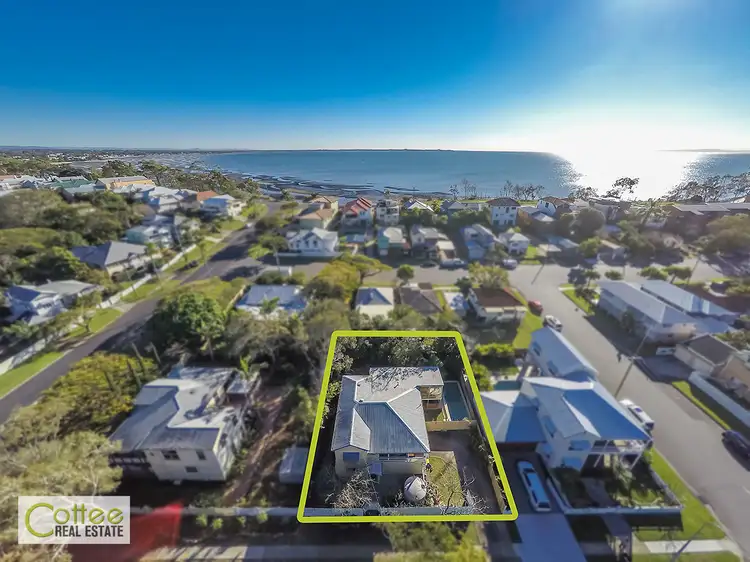 258 Rainbow Street, Shorncliffe QLD 4017