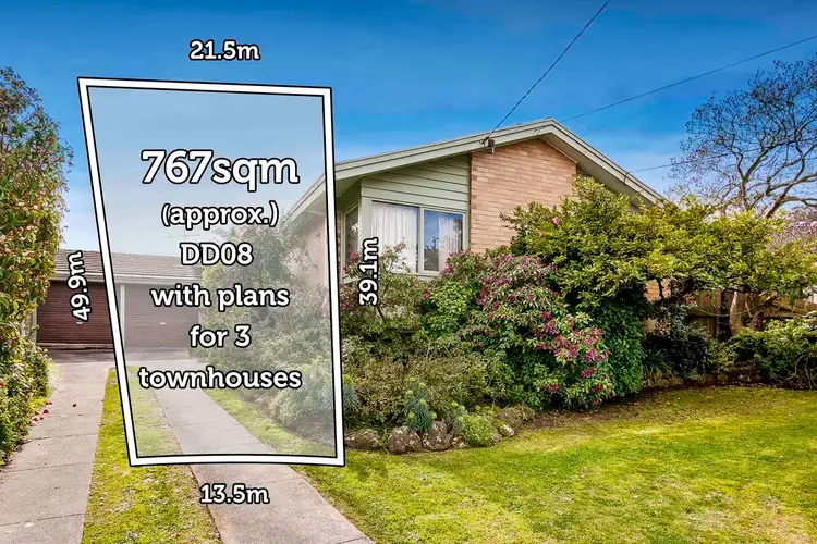 Main view of Homely house listing, 17 Banool Quadrant, Doncaster East VIC 3109