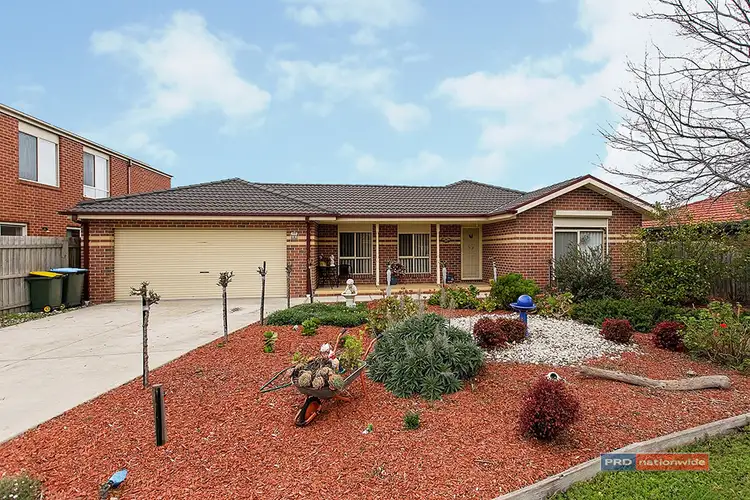 3 Kenross Close, Point Cook VIC 3030