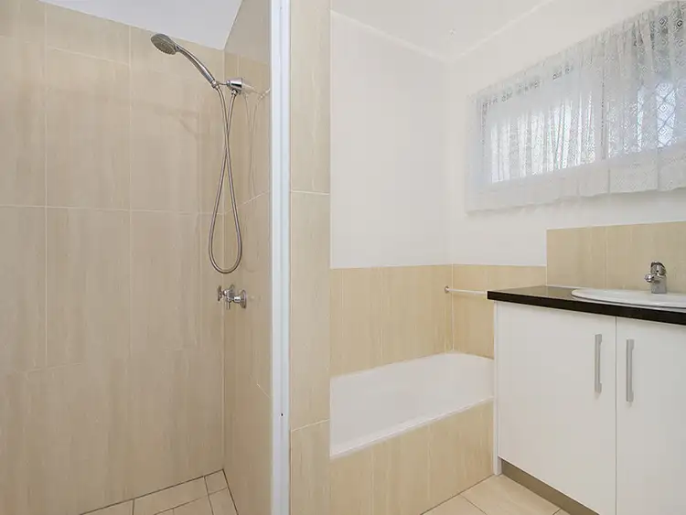 Fifth view of Homely house listing, 8 Erna Court, Sunnybank QLD 4109