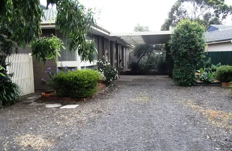 Main view of Homely house listing, 5 Jasmine Place, Melton West VIC 3337