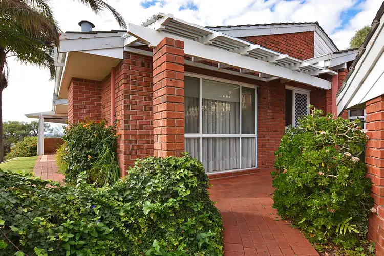 21 Elizabeth Crescent, South Bunbury WA 6230
