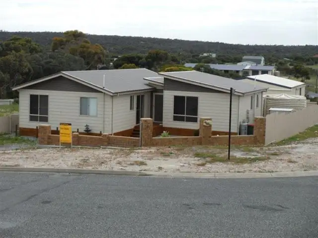 12 Victoria Avenue, Coffin Bay SA 5607