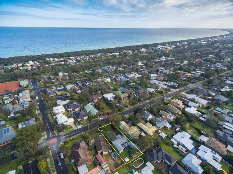 Main view of Homely house listing, 87 Fortescue Avenue, Seaford VIC 3198