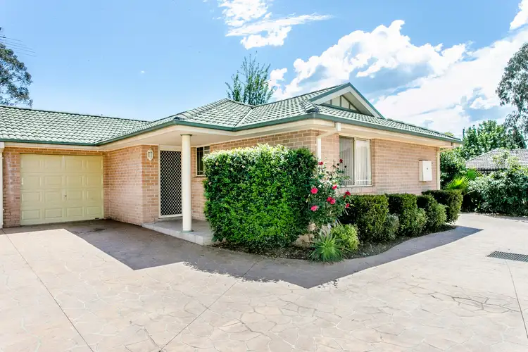 4/29 Hobart Street, Oxley Park NSW 2760