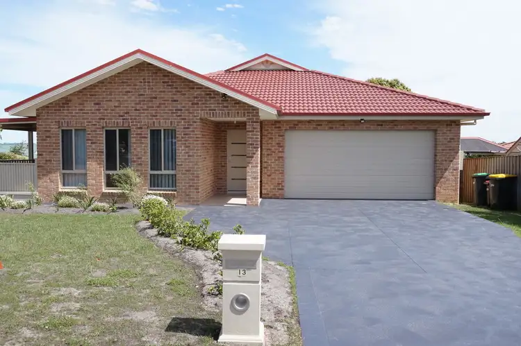 13 Lavis Road, Bowral NSW 2576
