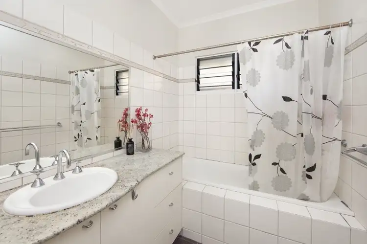 Fifth view of Homely unit listing, 1/8 Sovereign Circuit, Coconut Grove NT 810