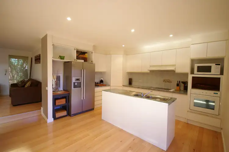 Second view of Homely house listing, 5 Pinto Close, Endeavour Hills VIC 3802