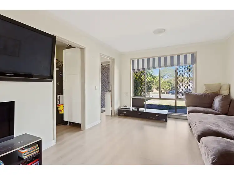 Second view of Homely house listing, 7 Savoy Court, Browns Plains QLD 4118