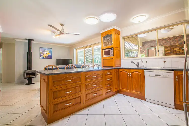 Sixth view of Homely house listing, 4 Echidna Court, Gooburrum QLD 4670