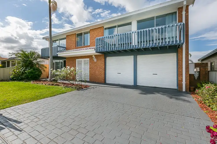 13 Clucas Avenue, Gorokan NSW 2263