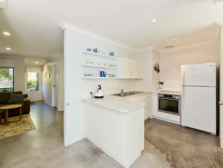 Sixth view of Homely unit listing, 1/106 Broadway, Bassendean WA 6054