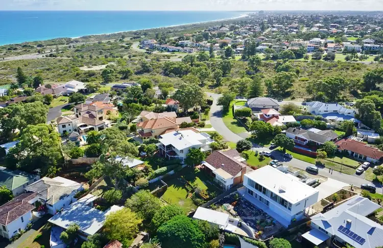 Seventh view of Homely house listing, 10 Hovea Crescent, City Beach WA 6015