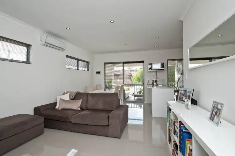 Sixth view of Homely apartment listing, 6/15 Waterloo Street, Joondanna WA 6060