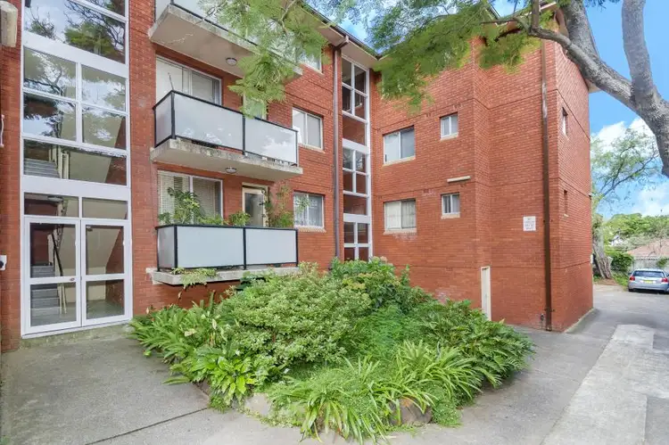 11/8-10 Bayley Street, Marrickville NSW 2204