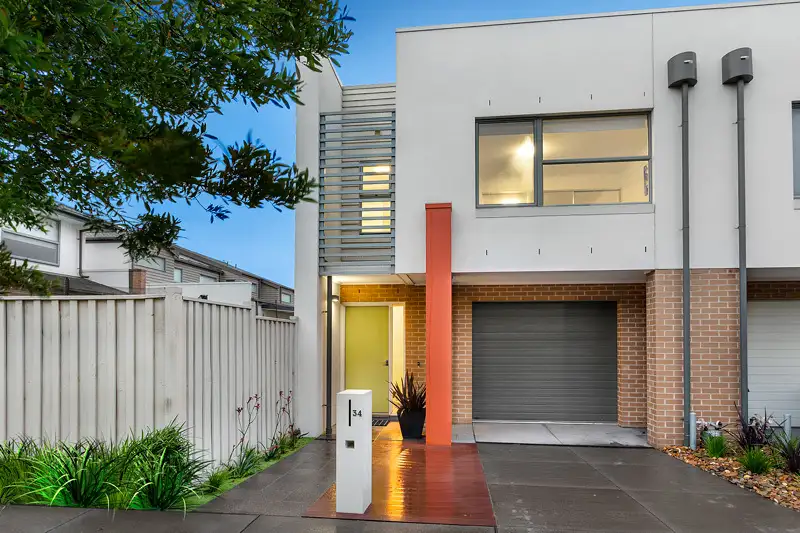Main view of Homely townhouse listing, 34 Richmond Circuit, Mulgrave VIC 3170