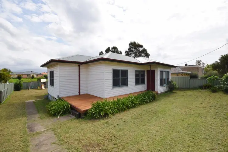105 Moss Street, Nowra NSW 2541