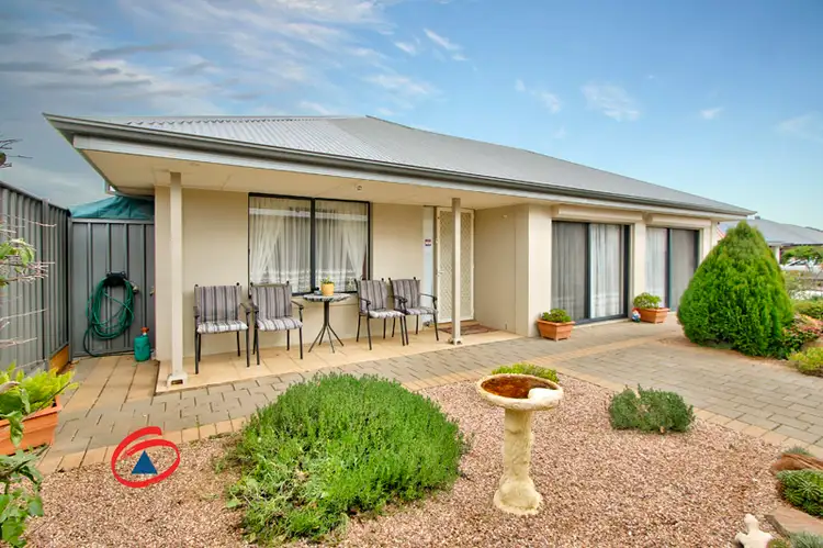 7 Hamra Drive, Smithfield SA 5114