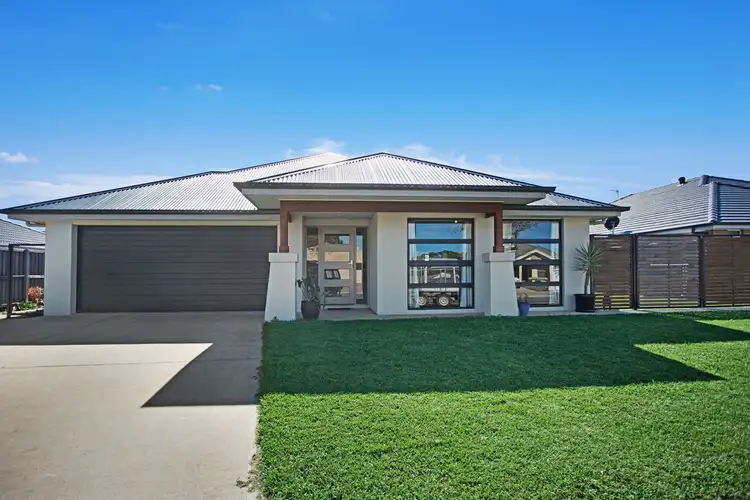 69 Pershing Place, Tanilba Bay NSW 2319