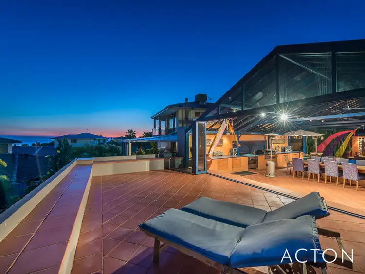Fifth view of Homely house listing, 5 Southern Cross Circle, Ocean Reef WA 6027