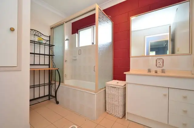 Sixth view of Homely house listing, 4 Raffles Court, Kelso QLD 4815