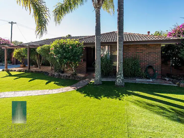 Second view of Homely house listing, 5 Mayo Court, Parkwood WA 6147
