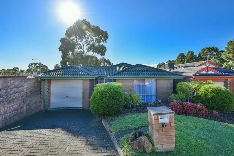 16 Pine View Close, Old Reynella SA 5161