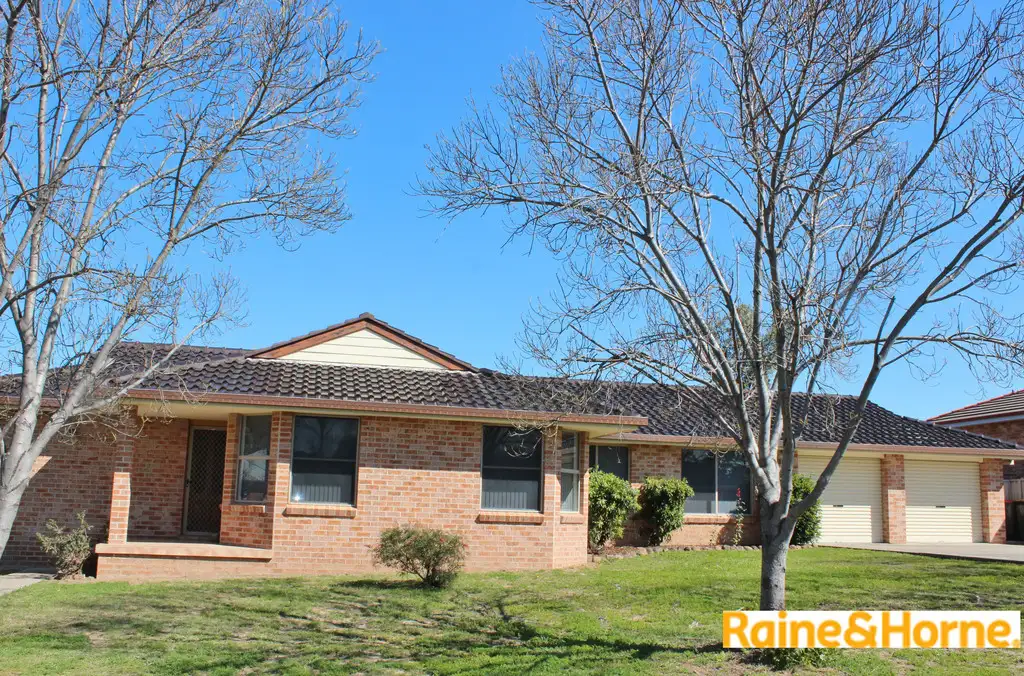 Main view of Homely house listing, 24 Banjos Circuit, Tamworth NSW 2340