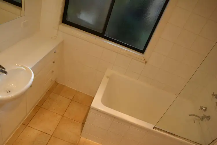 Fifth view of Homely house listing, 4 Myall Crescent, Red Cliffs VIC 3496