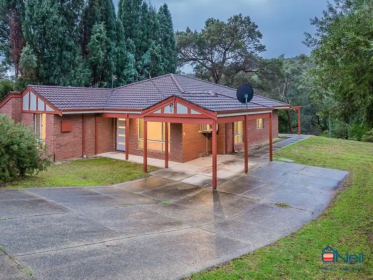 82 Amethyst Crescent, Mount Richon WA 6112