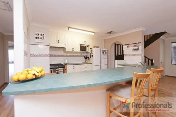 Seventh view of Homely house listing, 28 Romney Way, Parkwood WA 6147