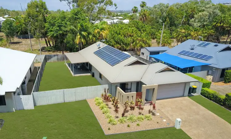 18 Coolaree Drive, Bushland Beach QLD 4818
