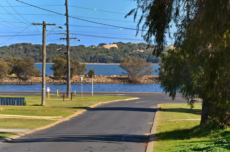Fifth view of Homely house listing, 10 Laura Ave, Australind WA 6233