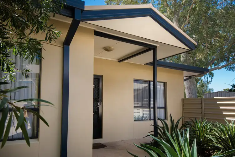 3/10 LARAPINTA DRIVE, Araluen NT 870